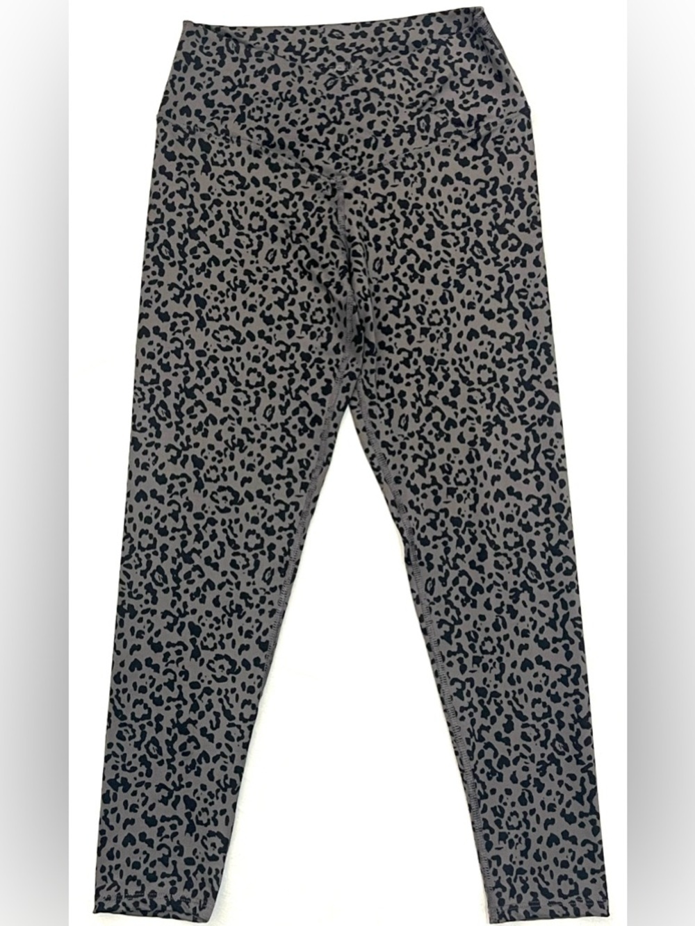 Evolution and Creation Soft Gray & Black Leopard Print Leggings Women’s Medium